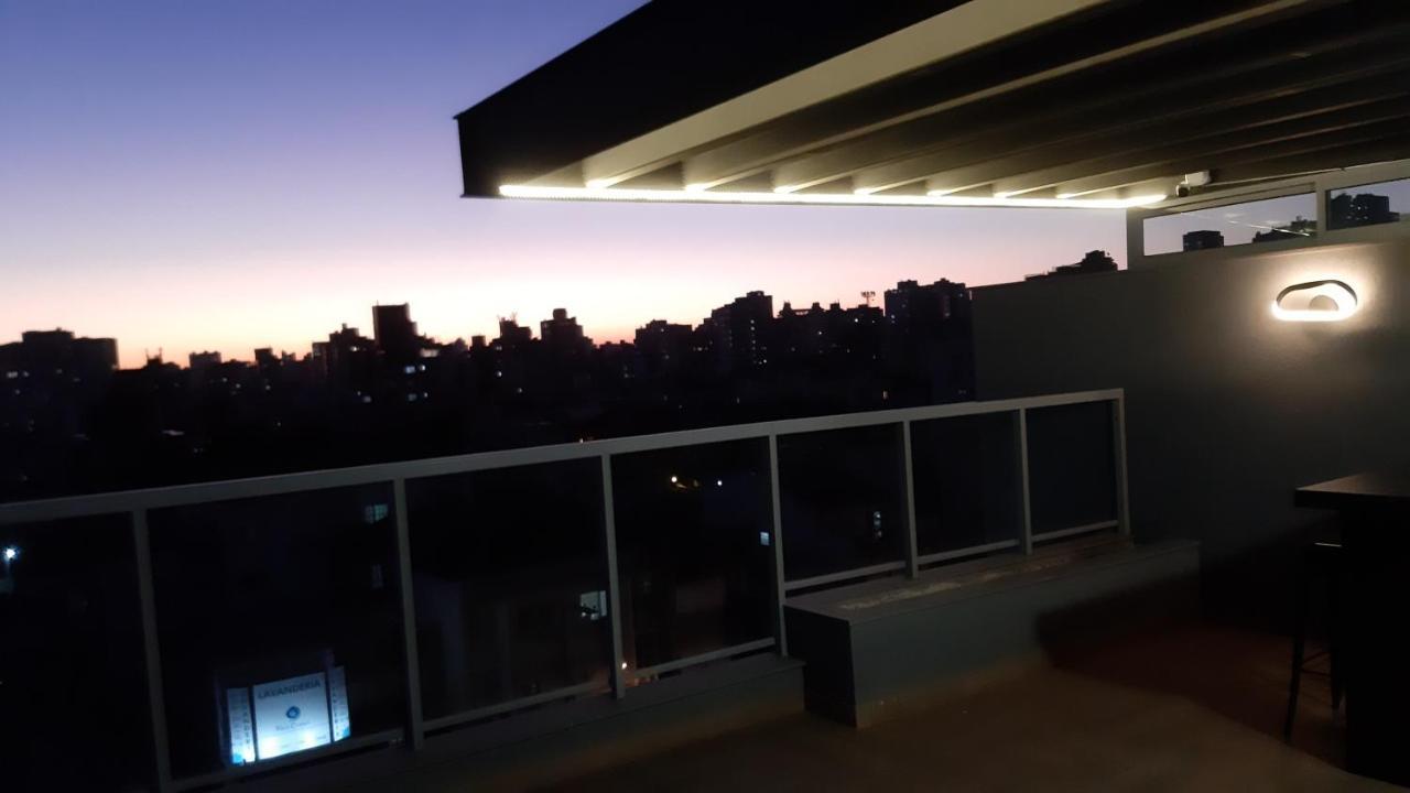 Studio Contemporaneo Em Predio Novo 阿雷格里港 外观 照片
